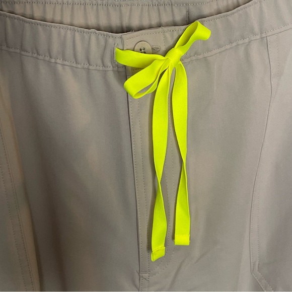 Figs Cairo Cargo Scrub Pants in Slate Gray with Neon Yellow Drawstring 4XLT - Picture 8 of 12